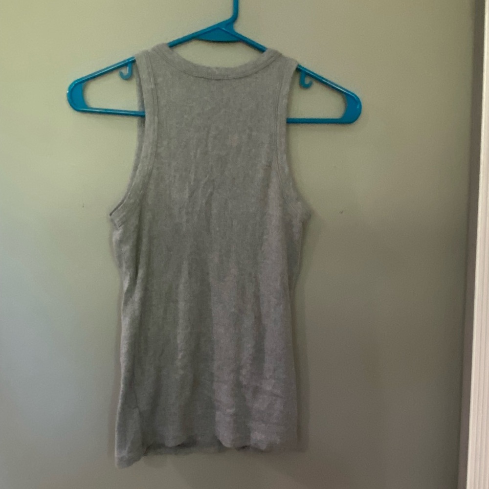 Grey tank